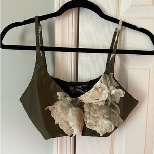 Albion Fit Rise Bralette Swim Top Large Green with white Flowers